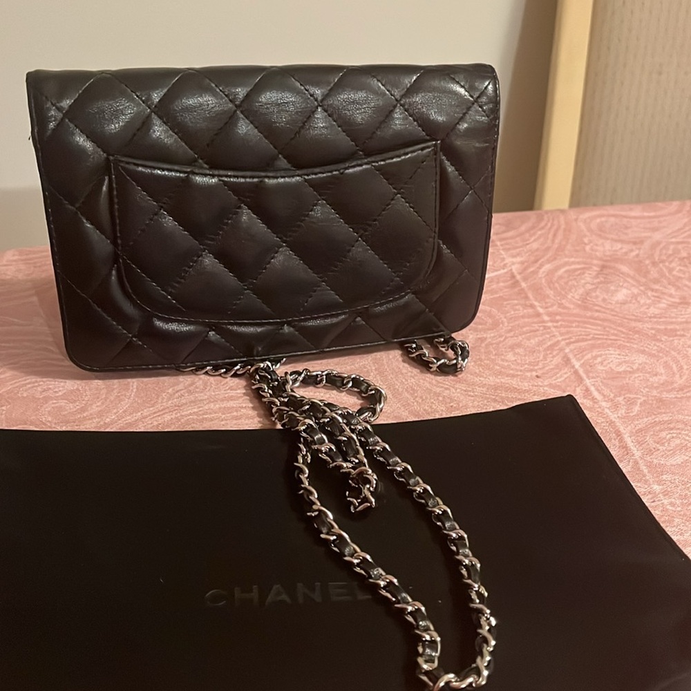 Chanel lambskin wallet on chain black with silver hardware - Picture 2 of 6